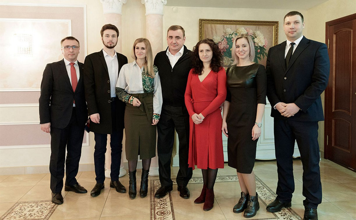 Алексей Дюмин встретился с финалистами премии «Бизнес-успех»