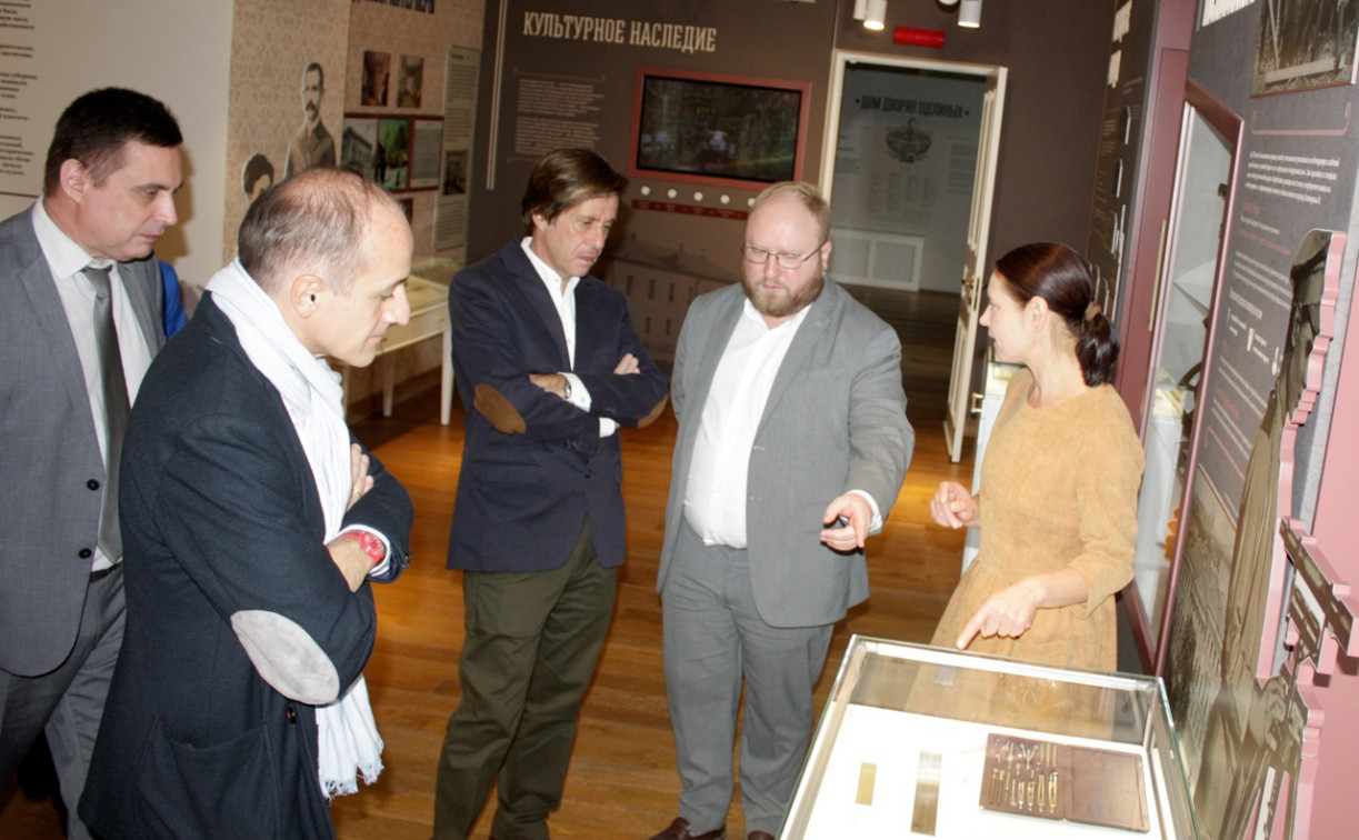 Посол Франции приехал в тульское село, чтобы попробовать крапиву