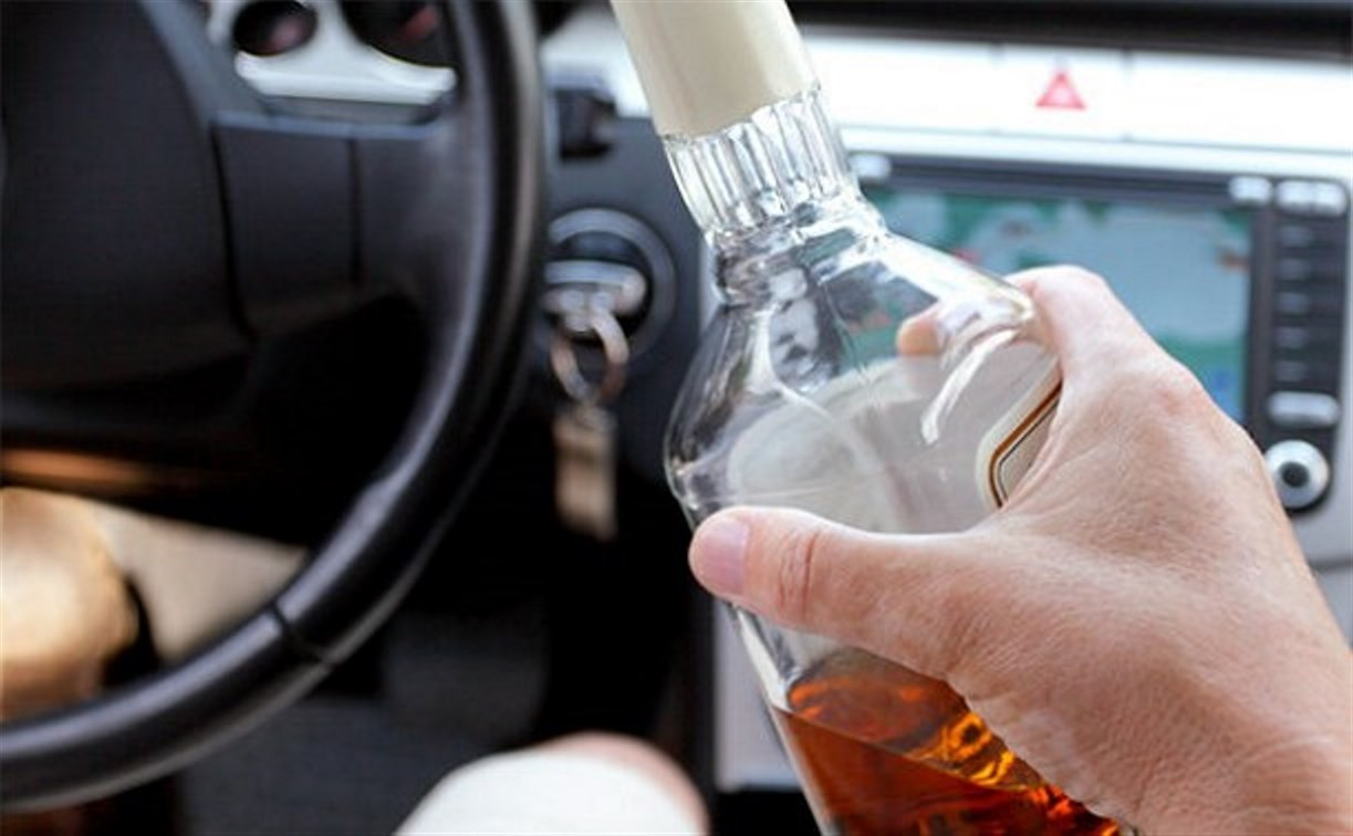 Пьяным водителям предлагают досрочно возвращать права 