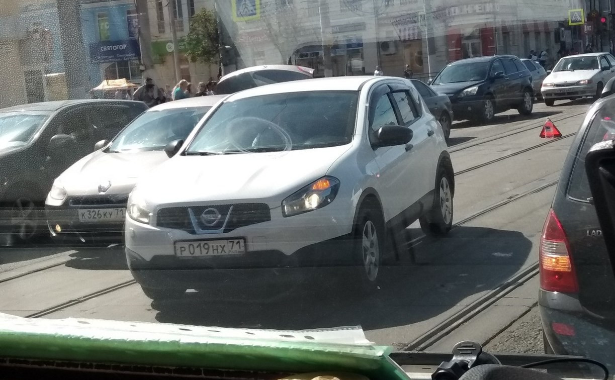 В центре Тулы подрались участники ДТП