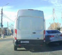 «Накажи автохама»: на ул. Чмутова встретили бешеный фургон, который едва не устроил ДТП