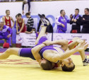 В Туле стартовал представительный турнир по греко-римской борьбе