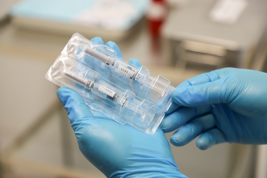 В Тульскую область привезли 160 тысяч доз вакцины от гриппа 