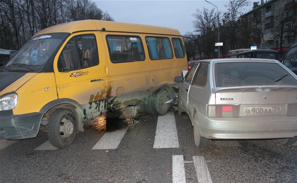 Авария с участием маршрутки возле Комсомольского парка: выяснились новые подробности 