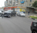 В Туле на улице Кутузова автомобиль «Киа» сбил мотоциклиста