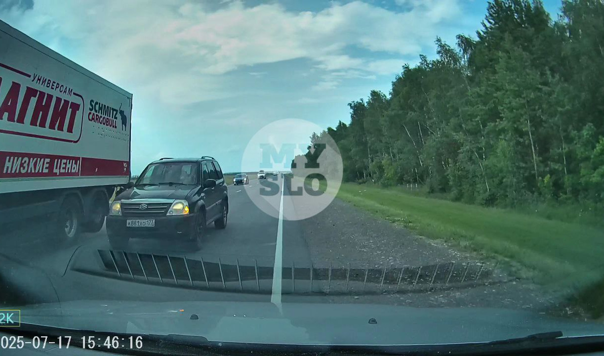 Под Тулой водитель Suzuki грубо нарушил ПДД и едва не устроил аварию