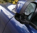 Разбил зеркало во время обгона и скрылся: автомобилист из Новомосковска ищет очевидцев ДТП