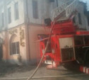 Пожар в заброшенном здании в Белеве тушили три часа