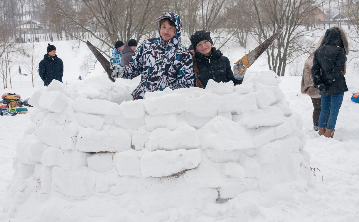 Как туляки в Центральном парке строили эскимосские дома