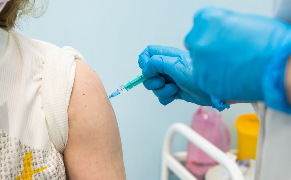 Больше 670 тысяч жителей Тульской области привились от гриппа