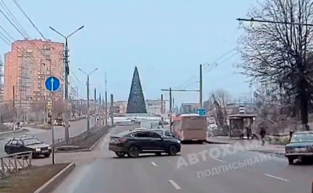 На ул. Ложевой встретили «резкого» водителя