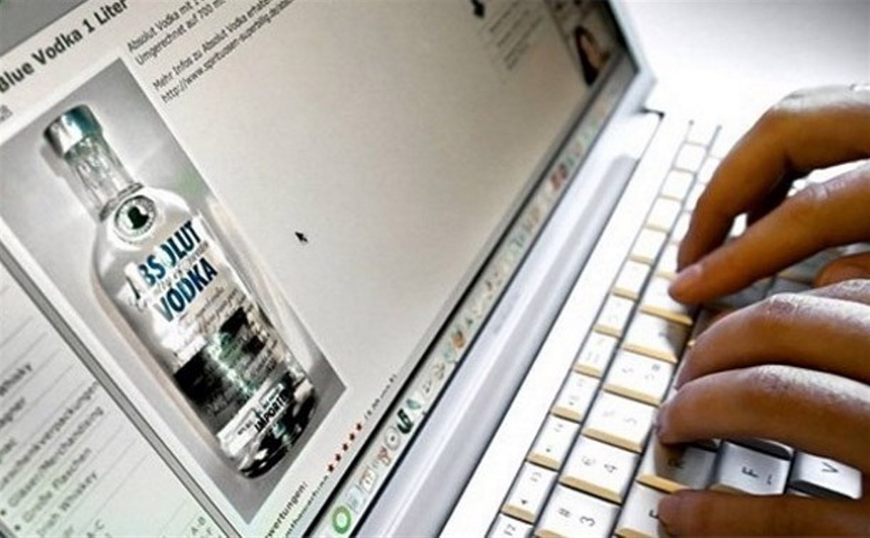 Роспотребнадзор предложил ужесточить наказание за интернет-торговлю алкоголем