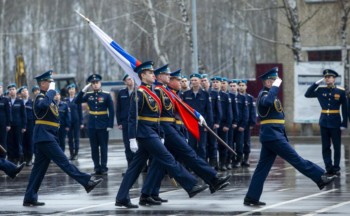 Тульским десантникам вручили награды: фоторепортаж