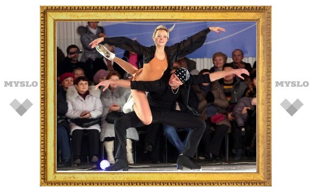 В Новомосковске лучшие фигуристы планеты показали шоу «Профессионалы»