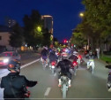 Банда питбайкеров-тиктокеров гоняет по ночной Туле