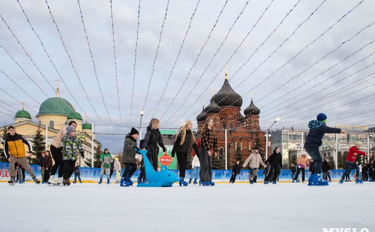 На площади Ленина в Туле откроются два катка 