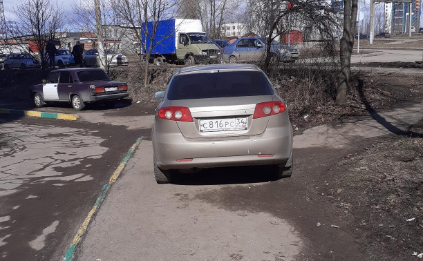 «Накажи автохама»: водителю с ул. Бондаренко выписали штраф