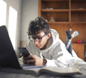 Молодежь стала тратить на онлайн-обучение в 6 раз больше времени