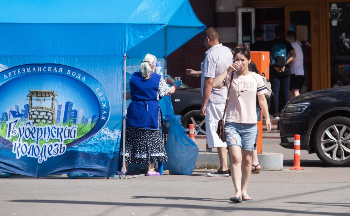 В Туле 22 мая раздают воду из-за жары