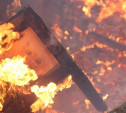 Тульские пожарные спасли мужчину из горящей квартиры 