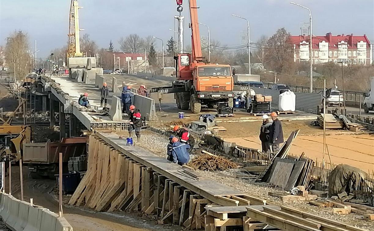 В Туле продолжается ремонт Московского путепровода