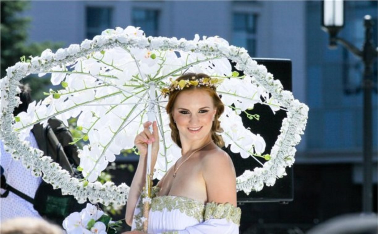 В Ленинском районе пройдёт «Парад невест» и выставка необычных автомобилей