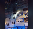 Во время пожара в алексинской многоэтажке спасатели эвакуировали 36 человек