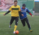Команды по мини-футболу борются за выход в 1/8 чемпионата «Слободы»