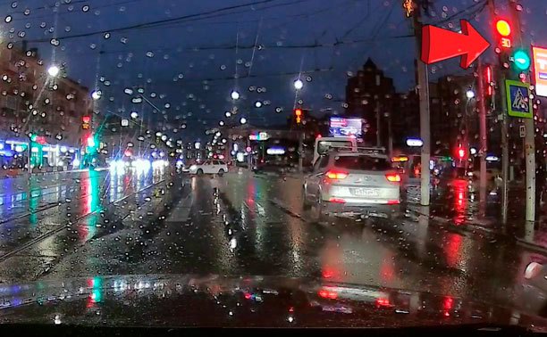 В центре Тулы встретили тройку нарушителей ПДД