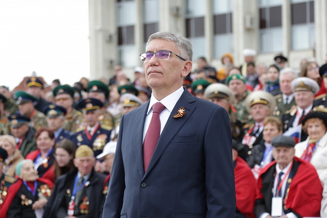 Дмитрий Миляев поздравил жителей региона с Днем Победы