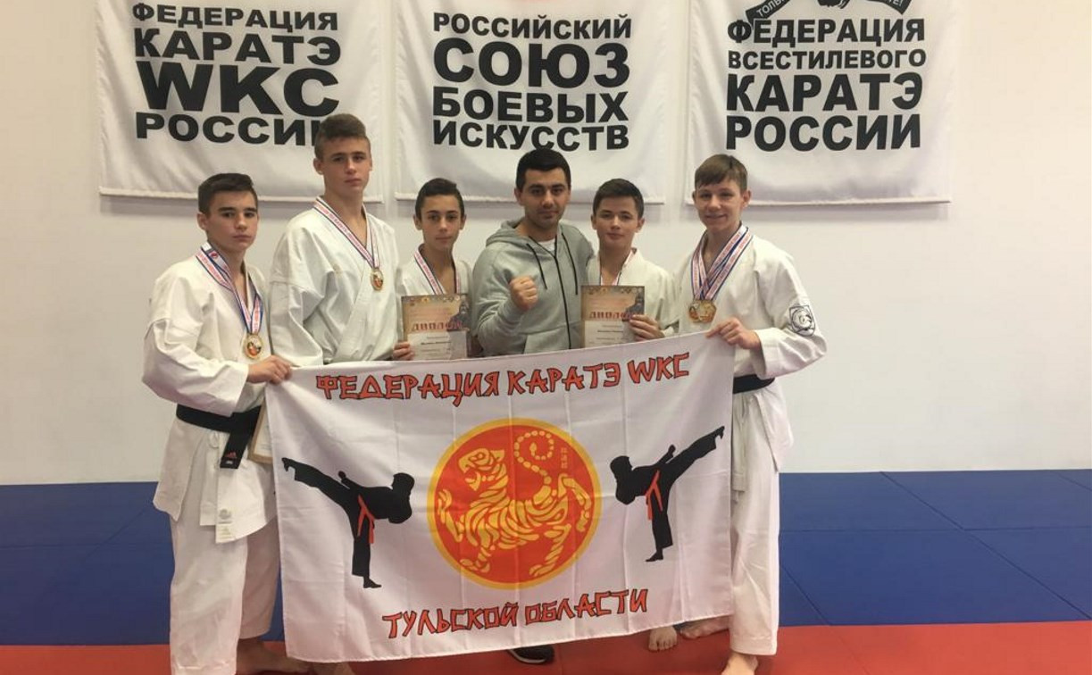 Тульские каратисты привезли 10 медалей из Тольятти