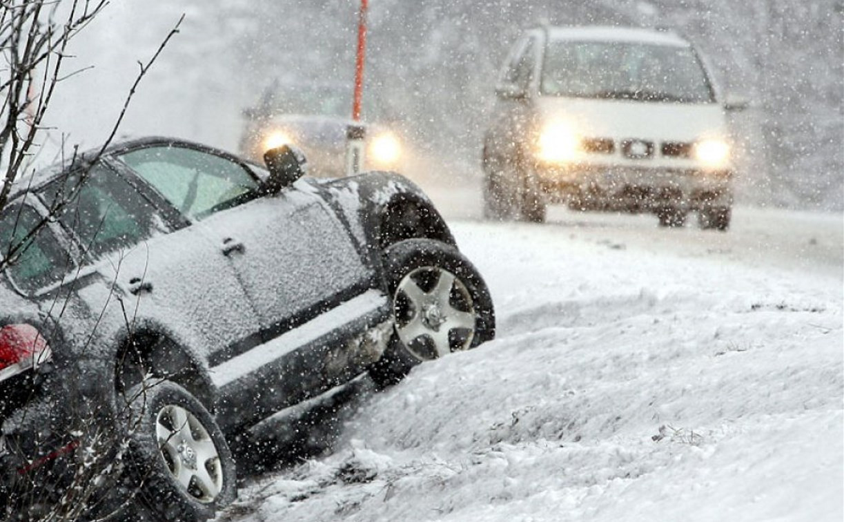 На дорогах Тульской области во время снегопада произошло 139 ДТП