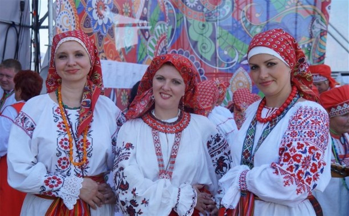 В Ясной Поляне пройдет фестиваль молодежных фольклорных ансамблей «Молодо-зелено» 