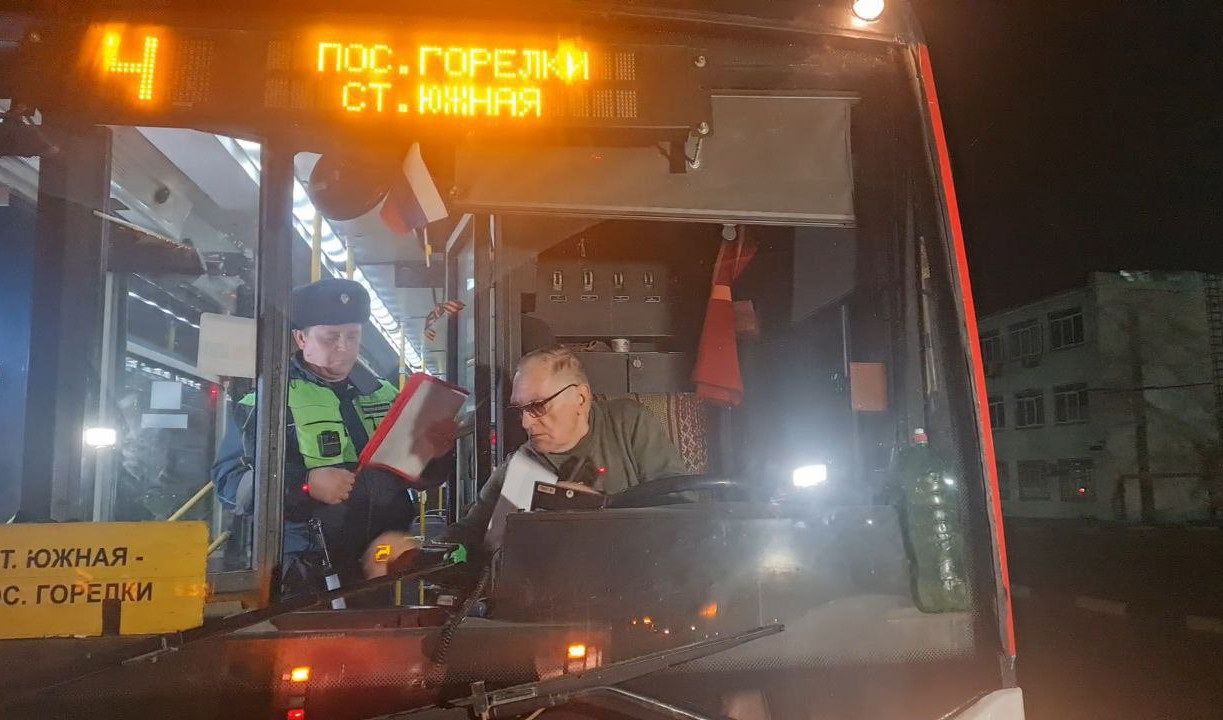 Не открываются двери, перегорели фары: в Туле проверили пассажирский транспорт 