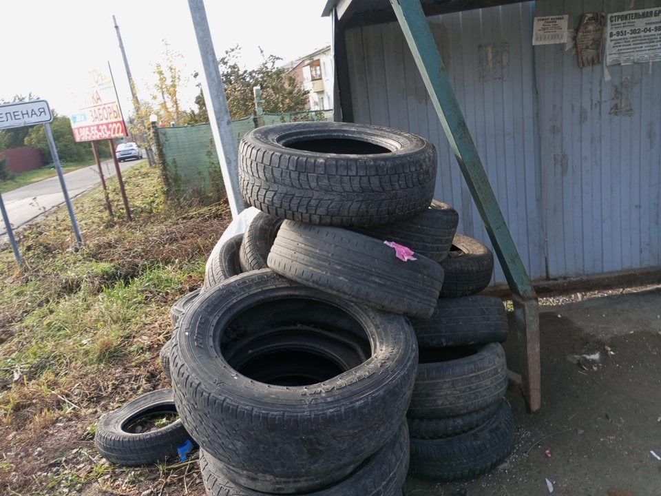 ООО «МСК-НТ»: авторезину нельзя нести на контейнерную площадку!