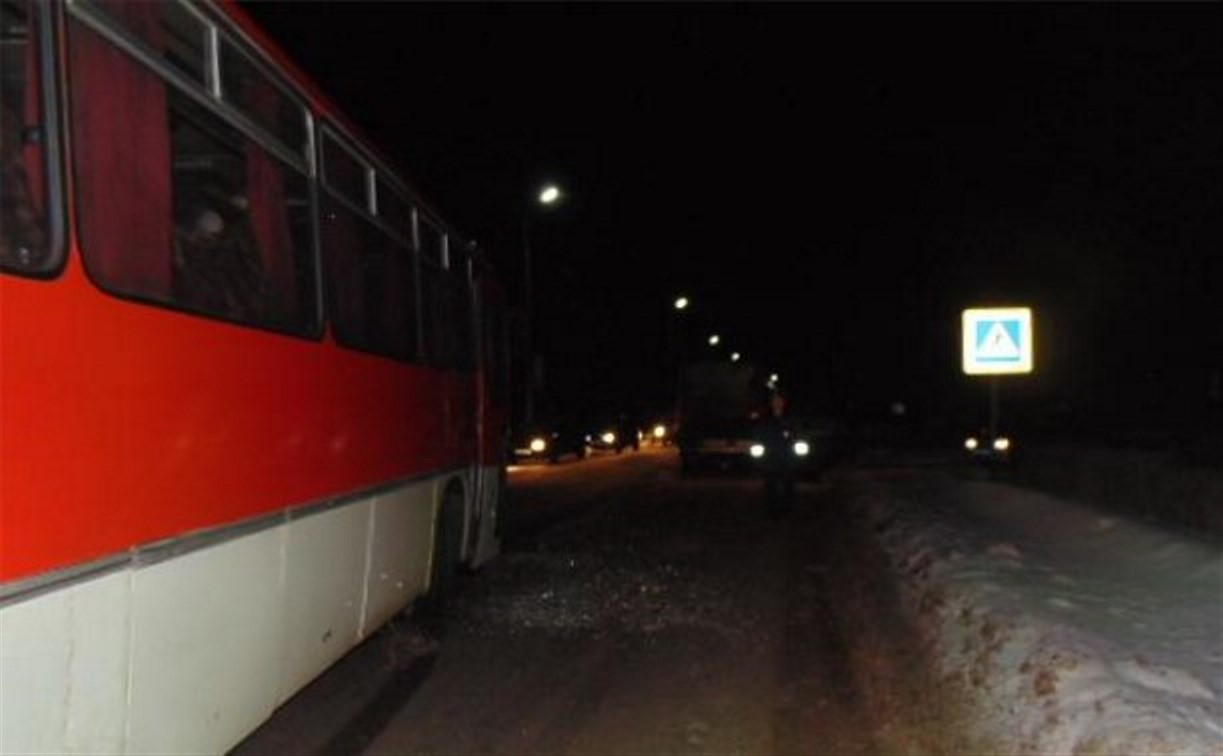 Водитель автобуса сбил двух пешеходов на «зебре»