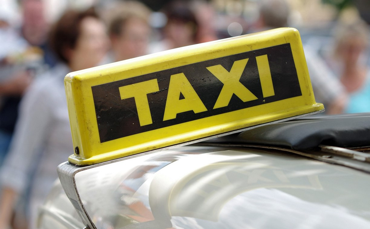 Что выгоднее: личное авто или такси?