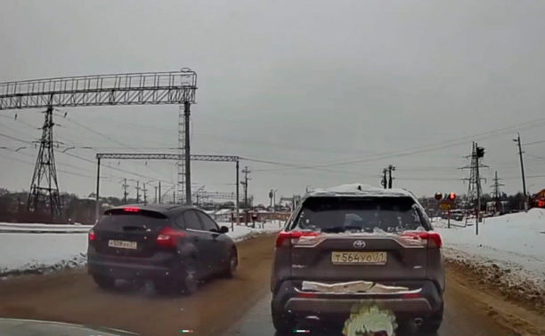 В Туле два автомобилиста не захотели ждать