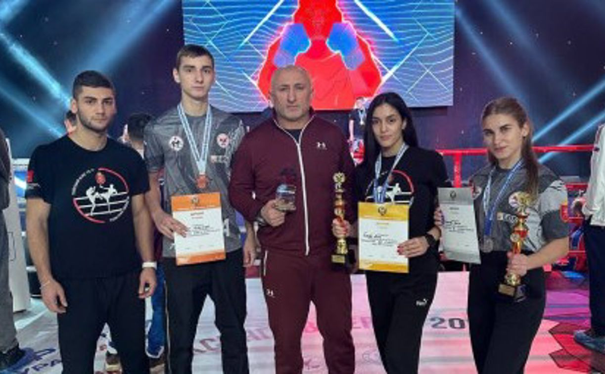 Спортсмены спортшколы «Восток» завоевали награды на Чемпионате России по кикбоксингу