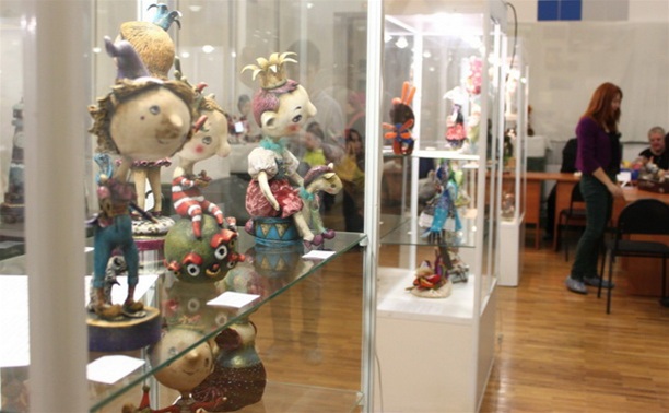 Туляков приглашают на выставку авторских кукол