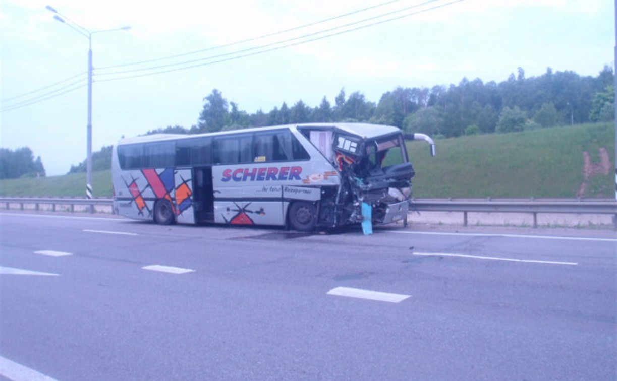 По факту ДТП с пассажирскими автобусами в Тульской области возбуждено уголовное дело