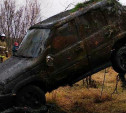 Автомобиль с телами пролежал на дне реки 9 лет: подробности и фото