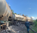 В Тульской области при сходе вагонов грузового поезда с рельсов погиб мужчина 