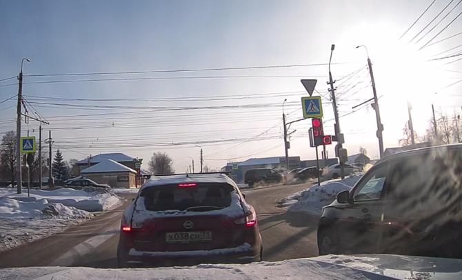 Момент ДТП на Пролетарском мосту в Туле попал на видео 