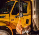 Месть за хамскую парковку в Туле: Жильцы завалили фуру мусором