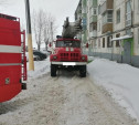На пожаре в Ефремове спасатели эвакуировали 12 человек