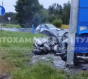 Врезался в рекламный щит: ранним утром в ДТП в Заокском районе погиб водитель