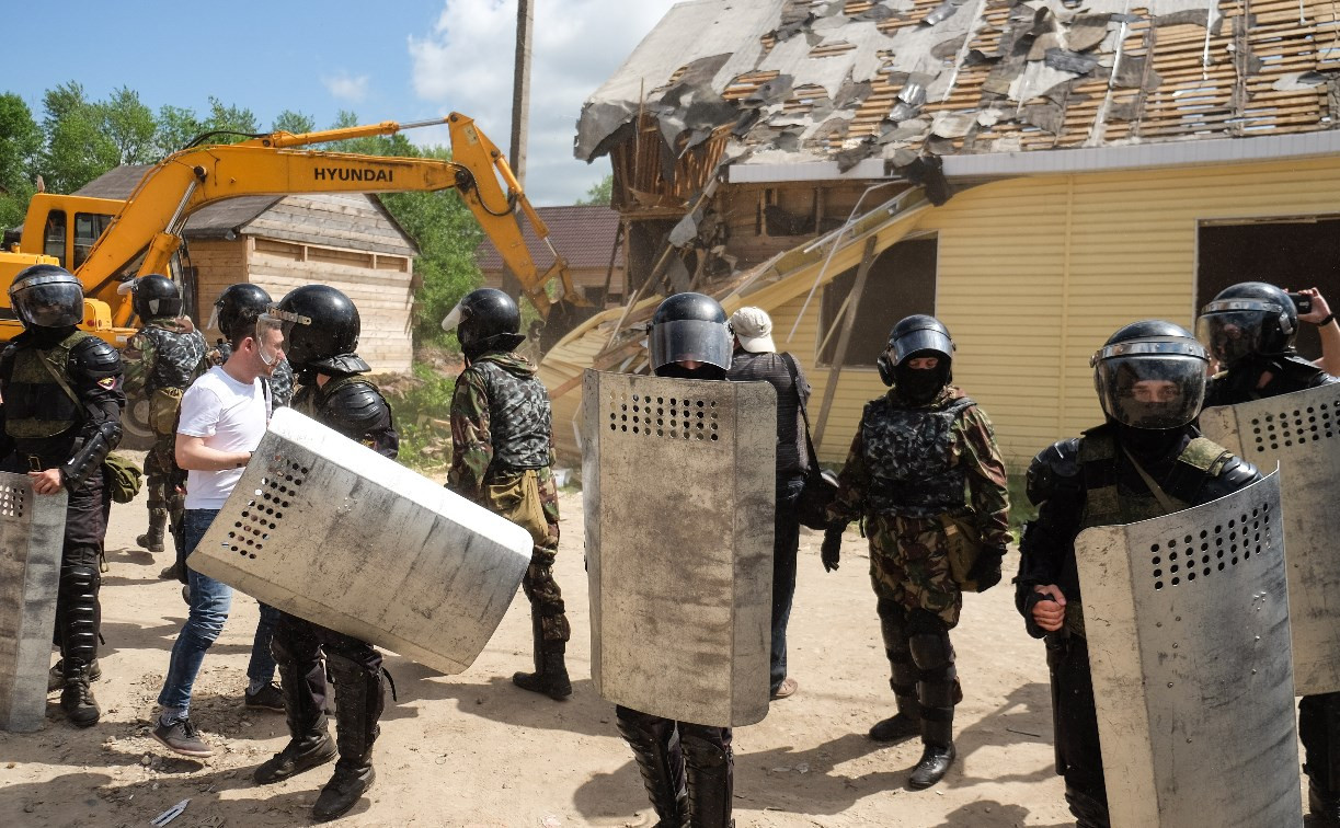 В Плеханово начали сносить дома в цыганском таборе - Новости Тулы и области  - MySlo.ru