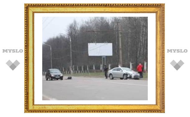 В Туле легковушки не поделили дорогу