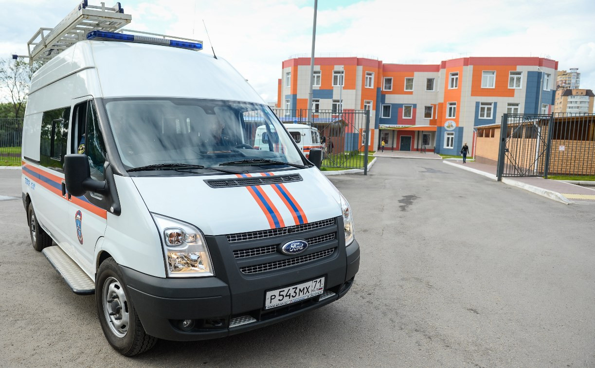 При пожаре в Новомосковске погиб мужчина, еще двое пострадали